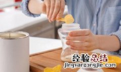 冲奶粉的水温度多少合适 冲奶粉的水温是多少合适