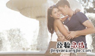 送朋友情侣礼物有哪些好 送朋友情侣礼物有哪些