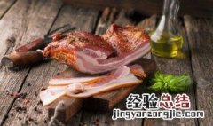 腊肉表面长了绿霉但无异味能吃吗 腊肉白霜和发霉的区别