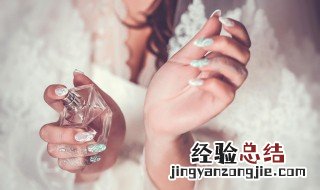 怎么挑选好的散装香水 怎么挑选好的散装香水呢