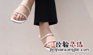 如何保养和收藏皮凉鞋 皮的凉鞋怎么洗