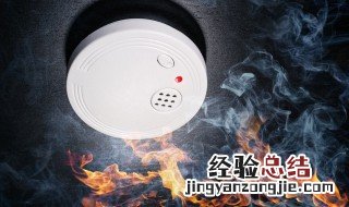 高层发生火灾时的正确做法是什么 高层发生火灾时应该怎么做