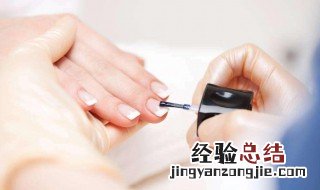 烤指甲的灯是紫光灯吗 紫光灯烤指甲怎么卸掉