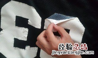 怎么去掉衣服上的印花 怎么去掉衣服上的印花胶