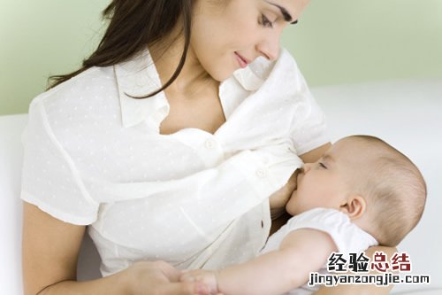 如何判断母乳够不够宝宝吃 怎么判断母乳够不够宝宝吃