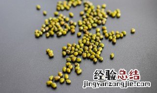 绿豆芽怎么泡 绿豆芽怎么泡发芽的过程图片