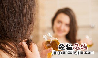 女人梦见掉头发什么意思 梦见掉头发什么意思