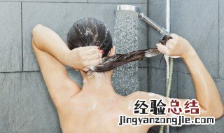 女生洗头发正确的方法步骤 女生洗头怎么洗