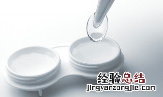 隐形眼镜可以用清水泡吗