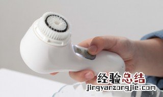 正确使用洁面仪的方法是 正确使用洁面仪的方法