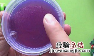 小孩子玩起泡胶手烂图片 史莱姆有毒吗