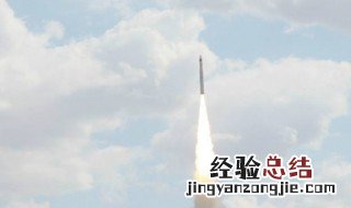 1光年火箭要飞多久 1光年火箭要飞多久如果银河系没有太阳