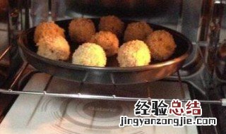 锡纸微波炉可以加热吗 锡纸可以进微波炉吗