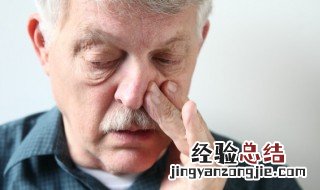 鹰钩鼻水滴鼻驼峰鼻区分 驼峰鼻跟鹰钩鼻的区别是什么