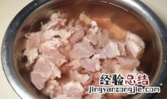 羊肉怎么洗才干净 如何处理新鲜羊肉