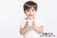 小孩皮肤黑怎么变白 小孩皮肤黑怎么变白啊