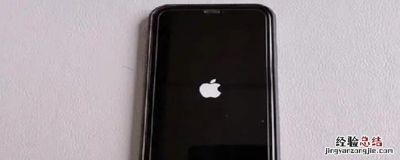 手机用着就卡机了屏幕亮着没反应怎么办 手机用着就卡机了屏幕亮着没反应