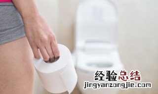 洁厕宝外面一层纸要拆掉吗 洁厕宝外面一层蓝色纸要拆掉吗