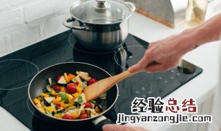 果仁鸡丁和宫保鸡丁的区别 宫保鸡丁和辣子鸡丁区别