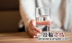 锅里冒小泡泡就是水烧开了吗 锅里的水冒泡叫烧开吗