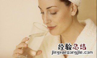 正确消毒杯子方法 杯子应该用什么东西消毒