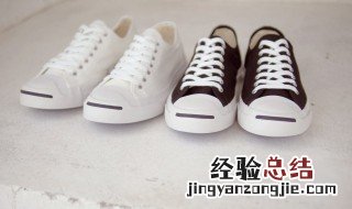 黑白鞋带怎么系 白色板鞋怎么系鞋带