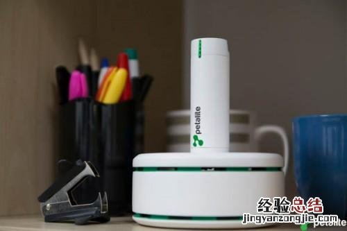 便携式移动电源:自身快速充电仅需15分钟