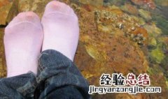 男生怎么正确洗袜子 男生正确洗袜子指引