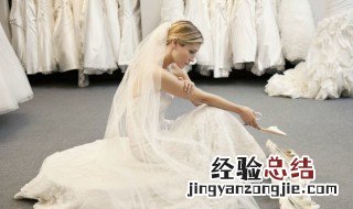 婚纱为什么以白色居多 婚纱为何是白色