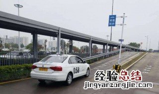 下陡坡怎么正确开车 下陡坡正确开车方法