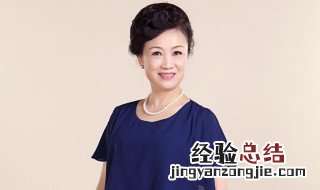 中年女装穿搭技巧 中年女人如何穿显得年轻有气质