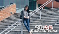 女式小西装怎么搭 女式小西装如何搭配