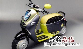 小朋友骑电动车要戴头盔吗 小朋友骑电动车要戴头盔吗