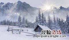 第一次下雪的说说简短 下雪说说心情短语