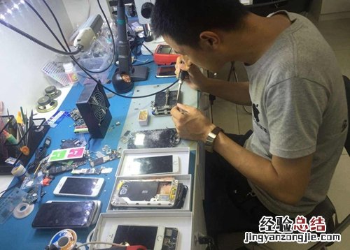如何维修手机存电器