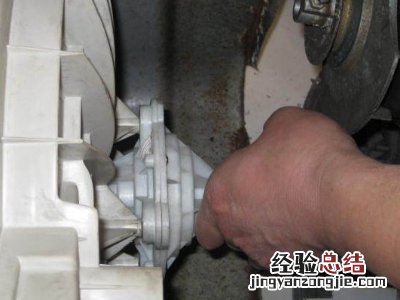 海尔洗滚筒洗衣机显示er7是什么原因