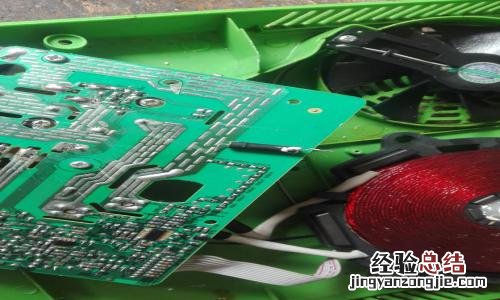 电磁炉怎么突然没反应