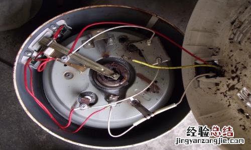 松下电饭煲三个灯闪烁怎么维修