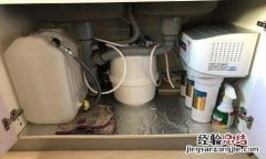 家用电烤箱保险丝在哪里