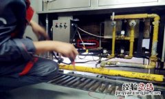 为什么烤箱的灯不亮了