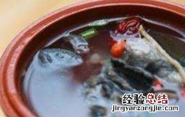 男人喝乌鸡汤的好处有哪些 男人喝乌鸡汤有什么好处