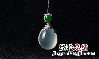 和田玉贵还是翡翠贵 和田玉和翡翠哪个贵重