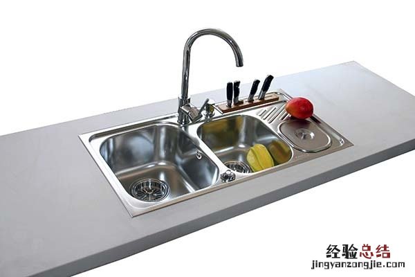 厨房水槽下水管堵了怎么办 厨房水槽管子堵水怎么办