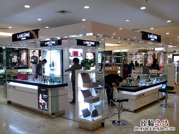 化妆品展示柜的作用及搭配技巧指南电子版 化妆品展示柜的作用及搭配技巧指南
