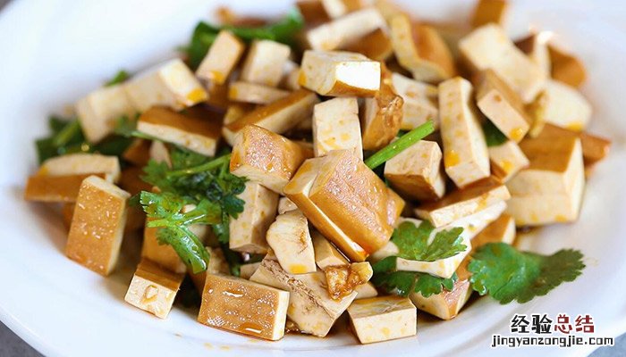 辣拌豆干丁的做法 豆干青椒辣丁