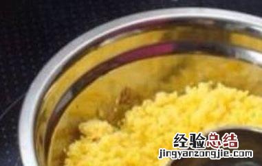 蛋黄油去皱纹的方法 蛋黄油去皱纹的方法是什么