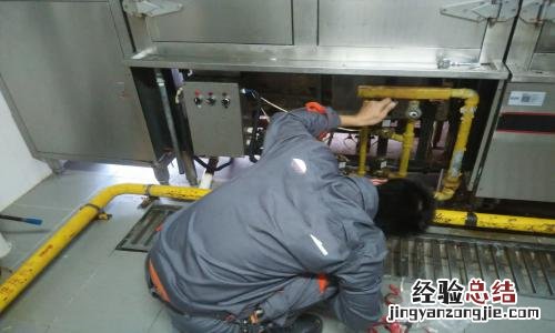 安装烤箱的柜体耐受多少度