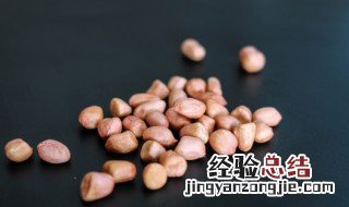 花生可以和田鸡一起吃吗 鸡和花生米可以一起吃吗
