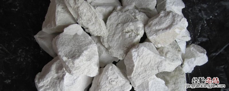 一亩地撒多少生石灰，撒生石灰多久能种东西