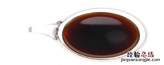 金钱树浇水加醋比例 金钱树如何浇水施肥